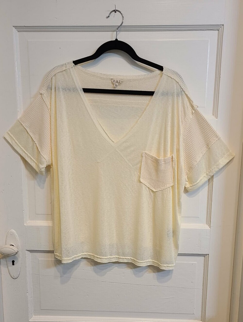 POL V-Neck CreamTop With Mesh Trim And Frayed Edges- Size M